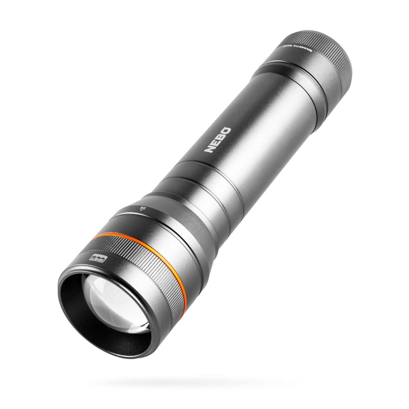 At Nebo Tools, we continually innovate so that we can offer the highest quality LED lighting products at the best price. The Newton™ 1000 lumen flashlight by NEBO is a powerful handheld flashlight with 4 light modes. The included mode selection dial makes it easy to switch between modes and the powerful LED in this flashlight can light up 155 meters.