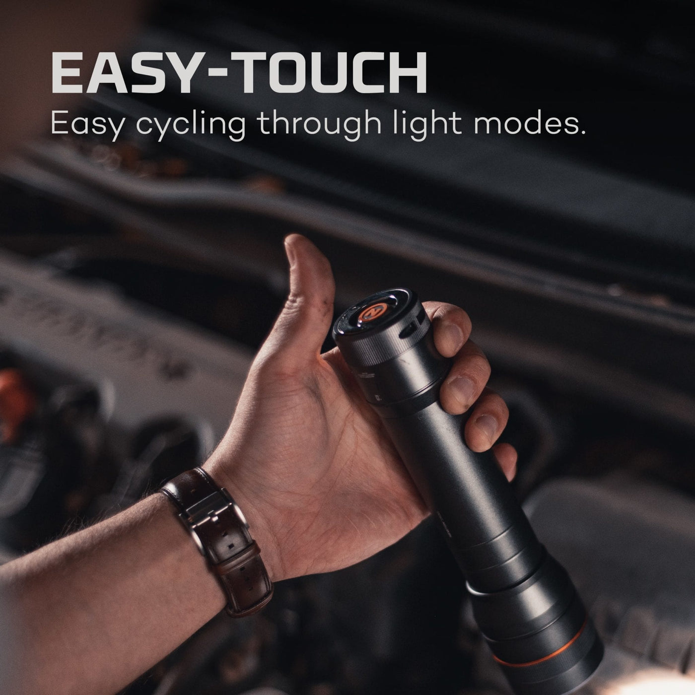 At Nebo Tools, we continually innovate so that we can offer the highest quality LED lighting products at the best price. The Newton™ 1500 lumen flashlight by NEBO is a powerful handheld flashlight with 4 light modes. The included mode selection dial makes it easy to switch between modes and the powerful LED in this flashlight can light up 182 meters.